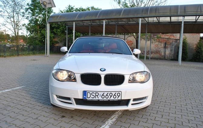 BMW Seria 1 cena 27000 przebieg: 243725, rok produkcji 2008 z Strzelin małe 301